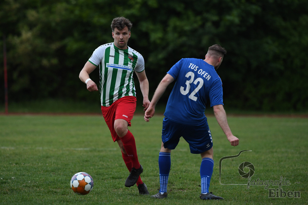 TuS Ofen-SG FriPe | Herren 1. Kreisklasse Süd, Jade-Weser-Hunte; TuS Ofen (blau)-SG FriPe (weiß) am 28.05.2025; in Ofen (), Photo: Philip Eiben 2025 - Realisiert mit Pictrs.com