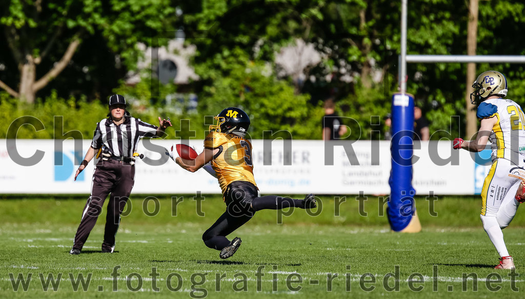 2022-05-14_111_Erding_Bulls_gegen_Munich_Cowboys_2 | Erding, Deutschland, 14.05.2022:
Fußball, Regionalliga 2022, 3. Spieltag, Erding Bulls gegen Munich Cowboys 2, Endergebnis: 20:30

Foto: Christian Riedel / fotografie-riedel.net