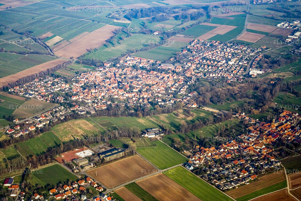 Luftbild: Ortsansicht von Südwesten im Ortsteil Billigheim in Billigheim-Ingenheim im Bundesland Rheinland-Pfalz in Deutschland. Foto: IMG_5329.jpg vom 18.02.2007 durch Werner Riehm/FLY-FOTO.de