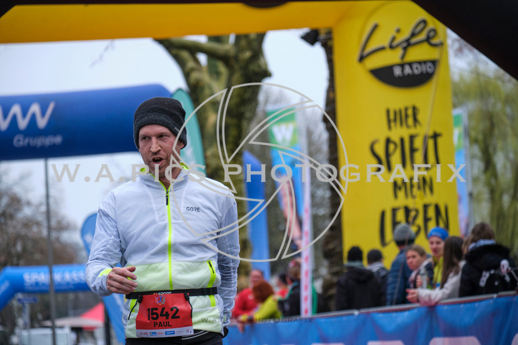 ..... | AUSTRIA, Wels, 30.03.25, ALOHA Wels Halbmarathon, Image Shows: , Foto: Wapics/RING M.