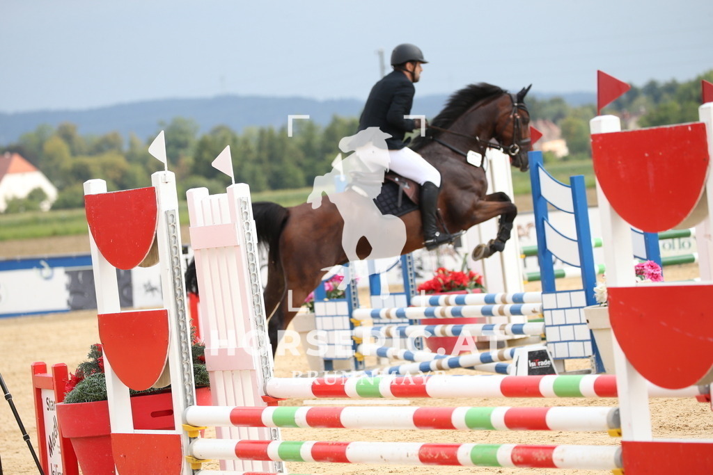 DL2Q3381 | Willkommen bei Brunnmayr - Design & Fotografie – Ihrem Spezialisten für Reitturniere und Pferdeveranstaltungen in Oberösterreich, Salzburg und Bayern! Seit über 17 Jahren sind wir leidenschaftlich dabei.