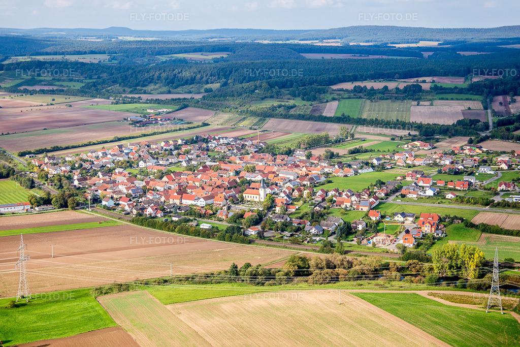 Luftbild: Ortsansicht im Ortsteil Staffelbach in Oberhaid im Bundesland Bayern in Deutschland. Foto: IMG_073801.jpg vom 27.09.2014 durch Werner Riehm/FLY-FOTO.de