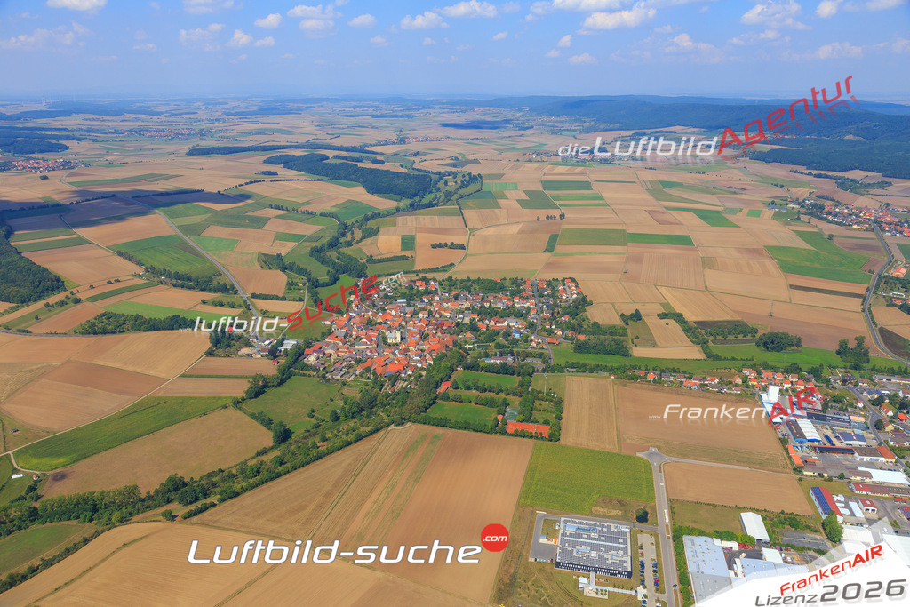 Luftbild von Lendershausen Hofheim-in-unterfranken - Luftaufnahme wurde 2015 von https://frankenair.de mittels Flugzeug (keine Drohne) erstellt - die Geschenkidee