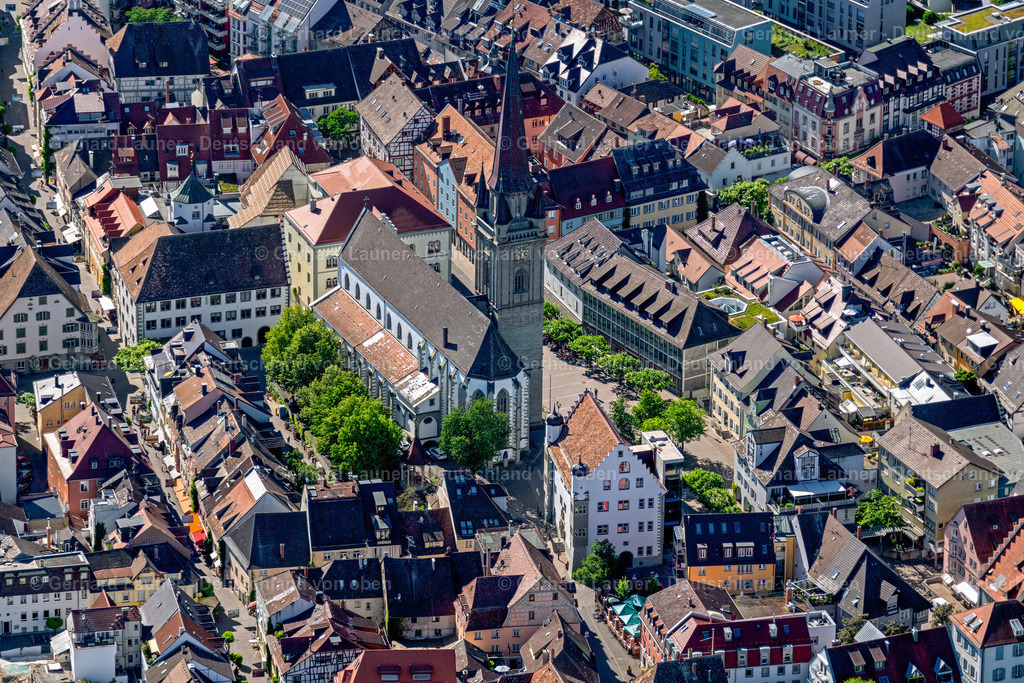 4032341 | RADOLFZELL AM BODENSEE 12.06.2020 Kirchengebäude des Münster Unserer lieben Frau in Radolfzell am Bodensee im Bundesland Baden-Württemberg, Deutschland. // Church building of the cathedral of Unserer lieben Frau in Radolfzell am Bodensee in the state Baden-Wuerttemberg, Germany. Foto: Gerhard Launer
