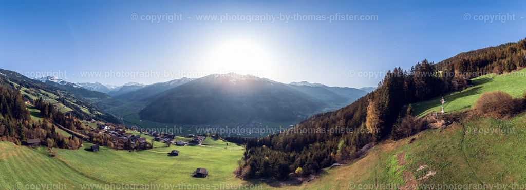 Distelberger Wetterkreuz Panorama copyright  Thomas Pfister-1 | PHOTOGRAPHY BY THOMAS PFISTER
