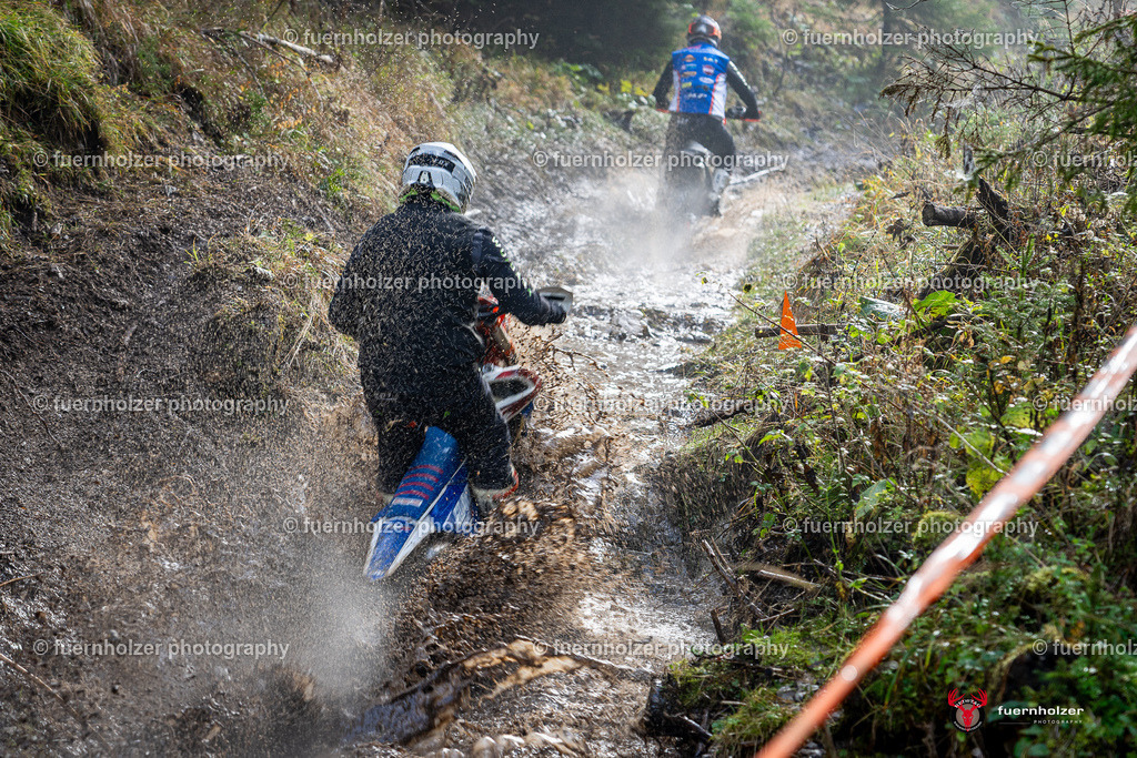 fuernholzer_241026-C1-52 | Fotografische Impressionen von der Red Stag Enduro Extreme by fuernholzer-photography.com. Endurosport in Österreich fotografisch festgehalten von fuernholzer. Auftragsfotografie für Private, Gewerbefotos und Industriefotografie. Eventfotografie, Sportfotografie und Motorsportfotografie. Anbieter von Fotoworkshops, Fototraining, fotografischen Vorträgen und Fotoseminaren.