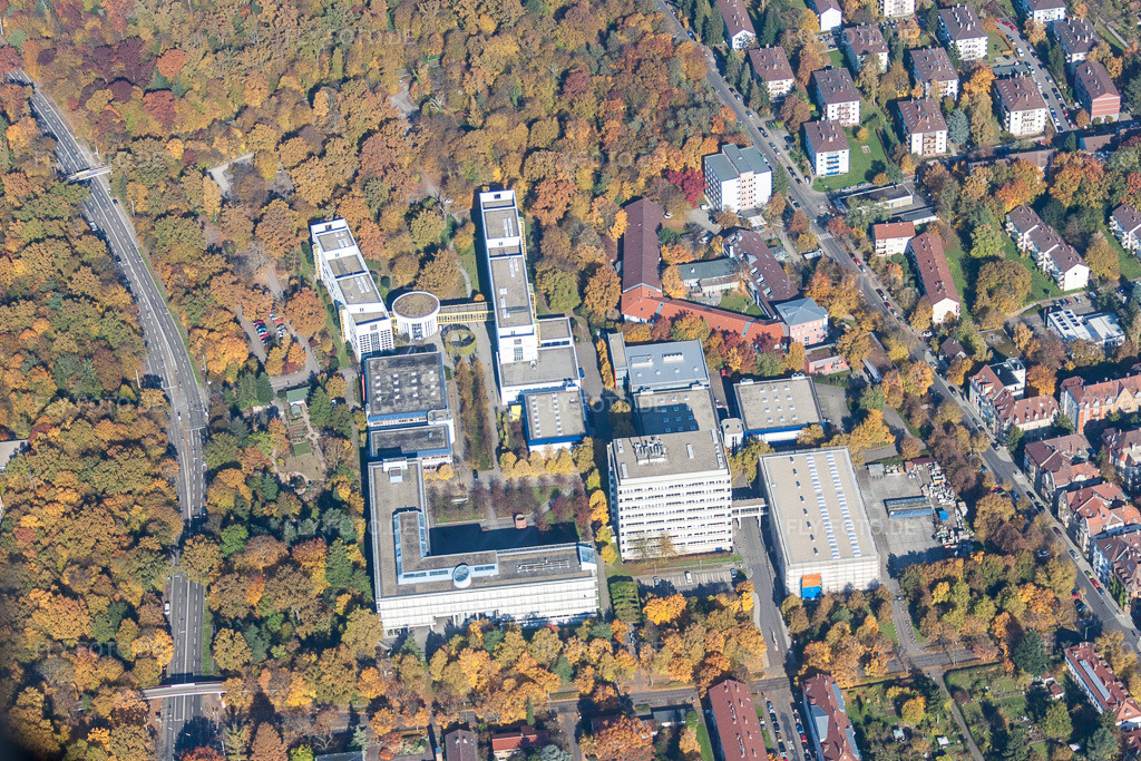 Luftbild: Campus- Hochschule KIT Campus Ost am Fasanenweg im Ortsteil Oststadt in Karlsruhe im Bundesland Baden-Württemberg in Deutschland. Foto: IMG_35161.jpg vom 31.10.2010 durch Werner Riehm/FLY-FOTO.de
