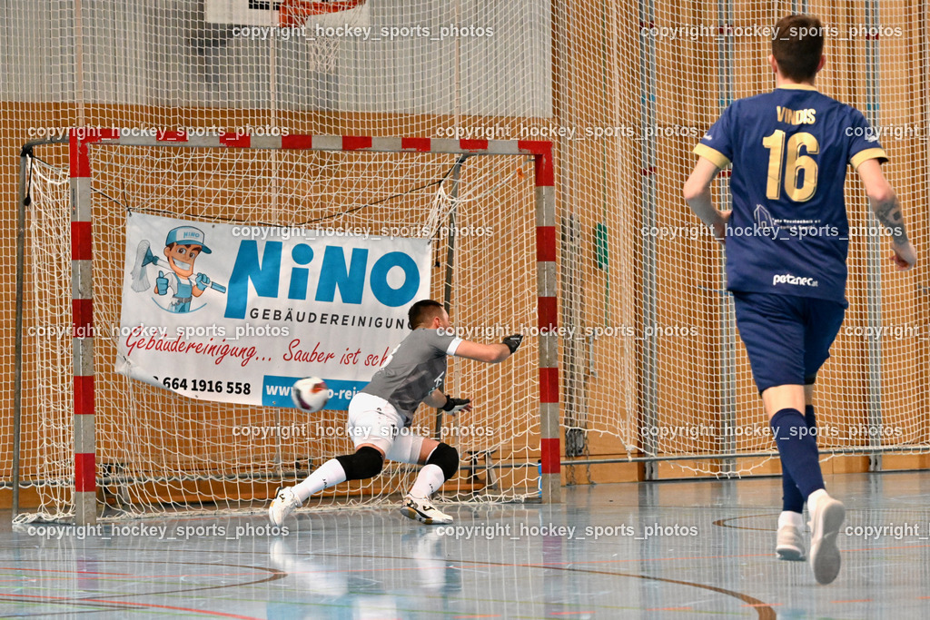 Carinthia Flamengo Futsal Club vs. Futsal Klagenfurt | #18 Vladimir Kajkut Futsal Klagenfurt, #16 Marcel Vindis Futsal Klagenfurt, Carinthia Flamengo Futsal Club vs. Futsal Klagenfurt, Carinthia Flamengo Futsal Club vs. Futsal Klagenfurt am 01.12.2024 in Klagenfurt (Ballspielhalle Viktring), Austria, (Photo by Bernd Stefan)