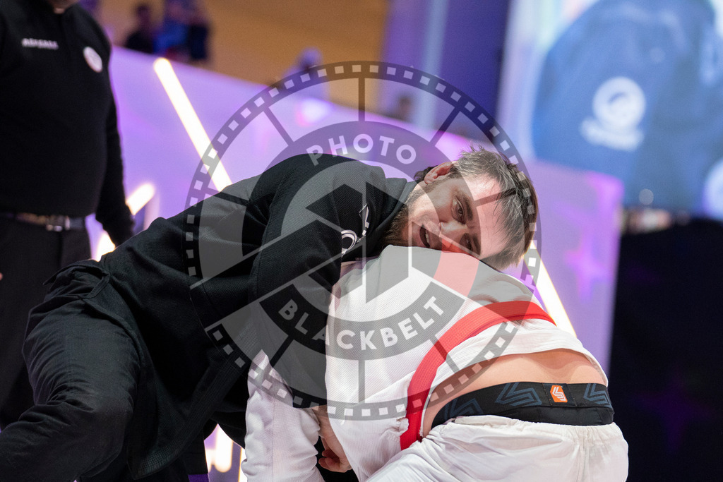 20231108PBB1339 | Fighters compete during the AJP World Professional Championship in the Mubadala Arena in Abu Dhabi, Arab United Emirates, on November 8, 2023.