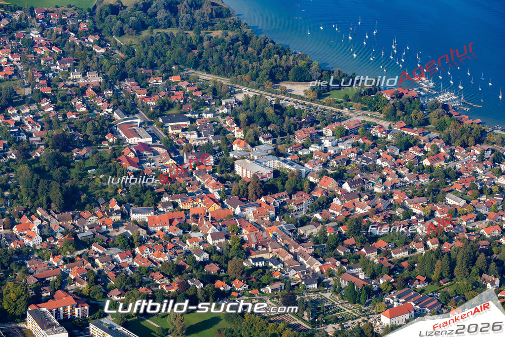 Aktuelles Luftbild von  Dießen am Ammersee - Die Luftaufnahme wurde 2020 mittels UL-Flugzeug erstellt ( keine Drohne ) - hochauflösende Kamera-Systeme von  Canon -Beste Qualität - Für grossformatige Ausdrucke geeignet. Die Geschenkidee !