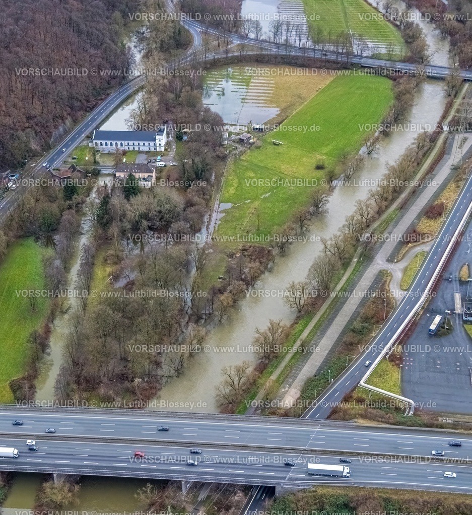 Hagen231201536Lenne2-topaz | Luftbild vom Weihnachtshochwasser 2023, Autobahn A1 Lennebrücke und Fluss Lenne, tritt über die Ufer, Überschwemmungsgebiet, Renaturierung, Buschmühle ehemalige Wassermühle, Boele, Hagen, Ruhrgebiet, Nordrhein-Westfalen, Deutschland