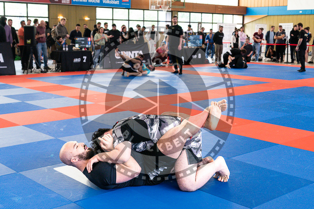 20250510PBB1997 | Athletes compete during the JJLG Berlin Open Jiu-Jitsu Championship on May 10, 2025 in Berlin, Germany. © Chiara Dazi / photoblackbelt