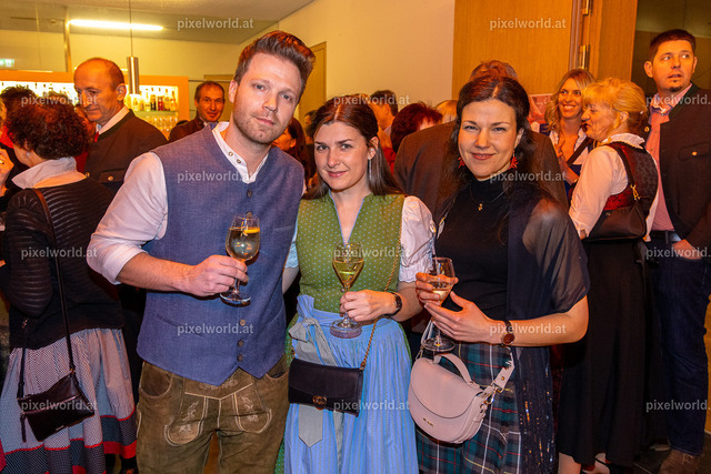 Feldkirchner Bezirksbauernball 2024 | Bildershop von pixelworld.at - Realisiert mit Pictrs.com