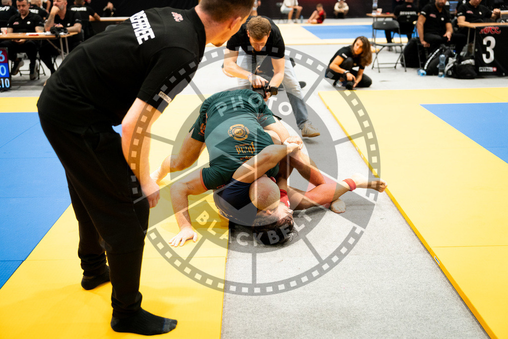 20250906PBB0716 | Photoblackbelt is martial arts photography and more. 
Reportage, sport, action.