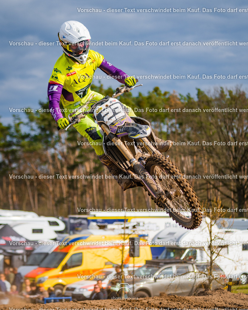 04_13_Bensdorf_MX1-3882 | Sportfotografin aus Berlin-Brandenburg mit Fokus auf Motocross. Ich halte deine sportliche Leistung und echte Emotionen auf und neben der Strecke professionell fest. Entdecke die Fotos von deinem Rennen und bestelle sie direkt hier im Shop.