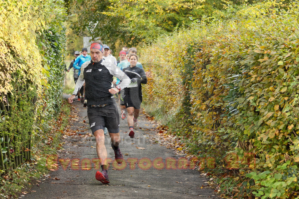 251026_1004_EV4_3932 | Sportfotografie im Rhein-Sieg Kreis, Köln, Bonn, NRW, Rheinland Pfalz, Hessen, etc. Unser Tätigkeitsfeld umfasst den Laufsport vom Volkslauf über den Marathon, Duathlon, Triathon bis zum Ultralauf wie Kölnpfad Ultra oder Schindertrail.