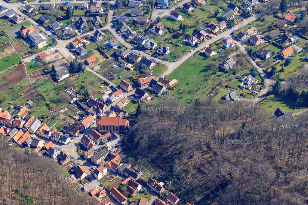 Aerial view: Église Sainte Marie Auxiliatrice in Ottersthal in the state Bas-Rhin, France.Photo: IMG_38537.jpg taken on 03/20/2011 by Werner Riehm/FLY-FOTO.comResolution of the original: 3952 x 2635 px