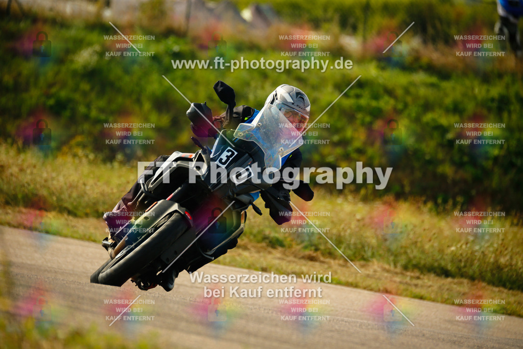 _MOT6375 | Hier findet Ihr Bilder von Touristenfahrten auf der Nürburgring Nordschleife oder von anderen Veranstaltungen die ich besucht habe. Viel Spass beim Durch Schauen 