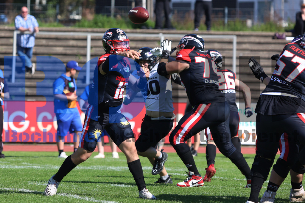 Merkur-Bowl_Duesseldorf-Panther-vs-Langenfeld-Longhorns-IMG_9991 | Merkur Bowl 2025 - Düsseldorf Panther vs Langenfeld Longhorns - Realisiert mit Pictrs.com