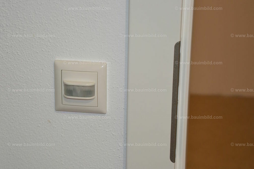 bib-lg23-tischlerarbeiten-0027 | Nach LV-Leistungsgruppen sortierte Detailfotos über den Bau eines Hauses. Alle Hausbau-Bilder direkt vom Urheber und Autor der Website Haus-Selber-Bauen.com