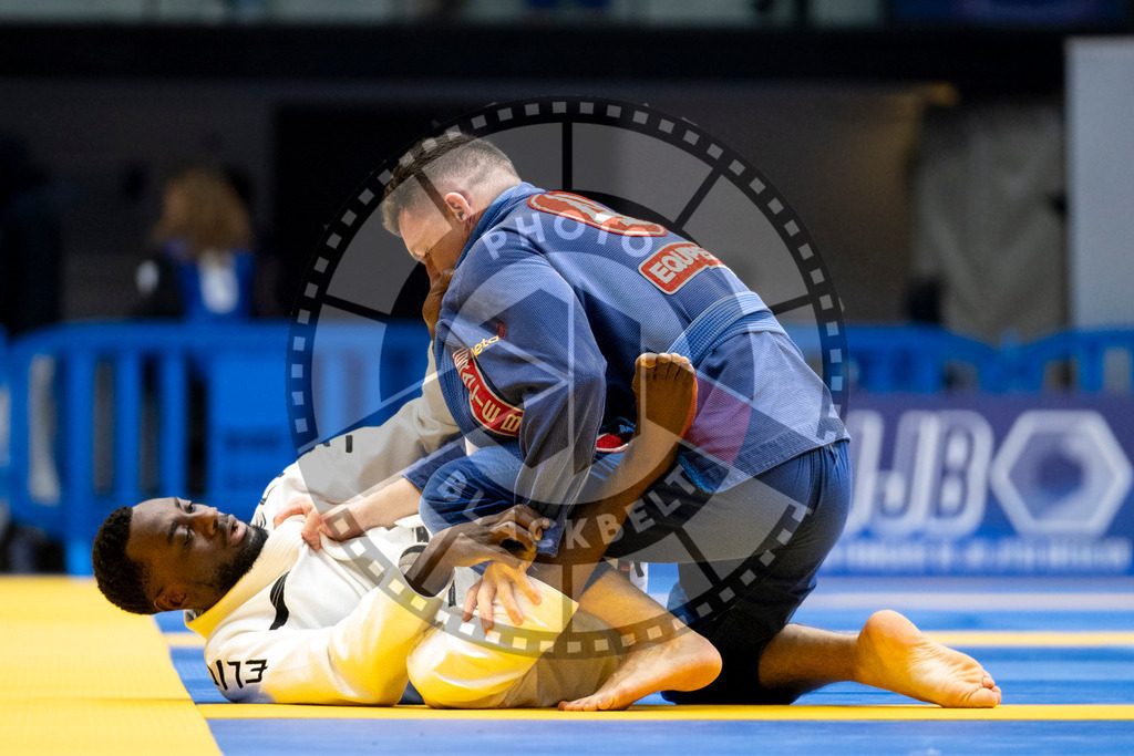 20240121PBB5274 | Fighters compete during the second day of the IBJJF European Championship in Paris, France, on January 21, 2024.