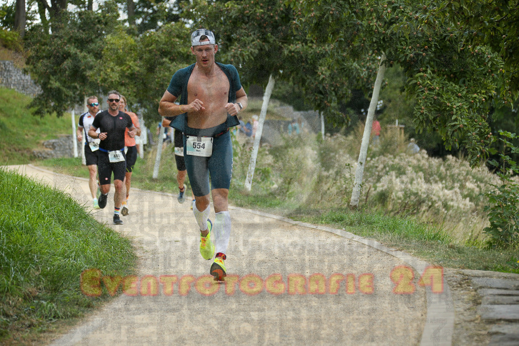 250824_1400_EX1_4603 | Sportfotografie im Rhein-Sieg Kreis, Köln, Bonn, NRW, Rheinland Pfalz, Hessen, etc. Unser Tätigkeitsfeld umfasst den Laufsport vom Volkslauf über den Marathon, Duathlon, Triathon bis zum Ultralauf wie Kölnpfad Ultra oder Schindertrail.