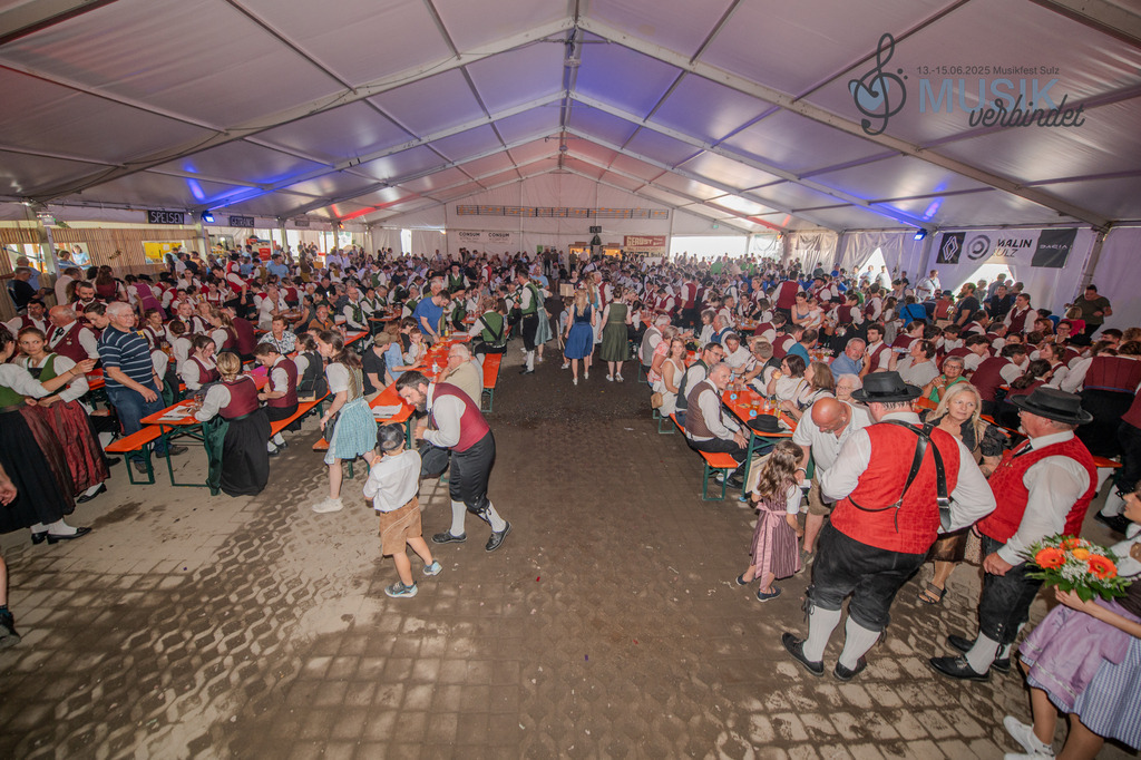 _DSC0444 | "Fussifoto.com – Ihr Ansprechpartner für hochwertige Fotografie! Entdecken Sie kreative Bilder und professionelle Dienstleistungen. Kontaktieren Sie uns für Ihre Projekte!"