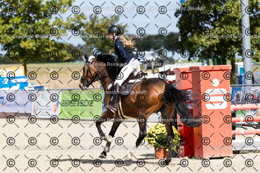 CL5A1688 | Emilia Reinking Fotografie - Realisiert mit Pictrs.com