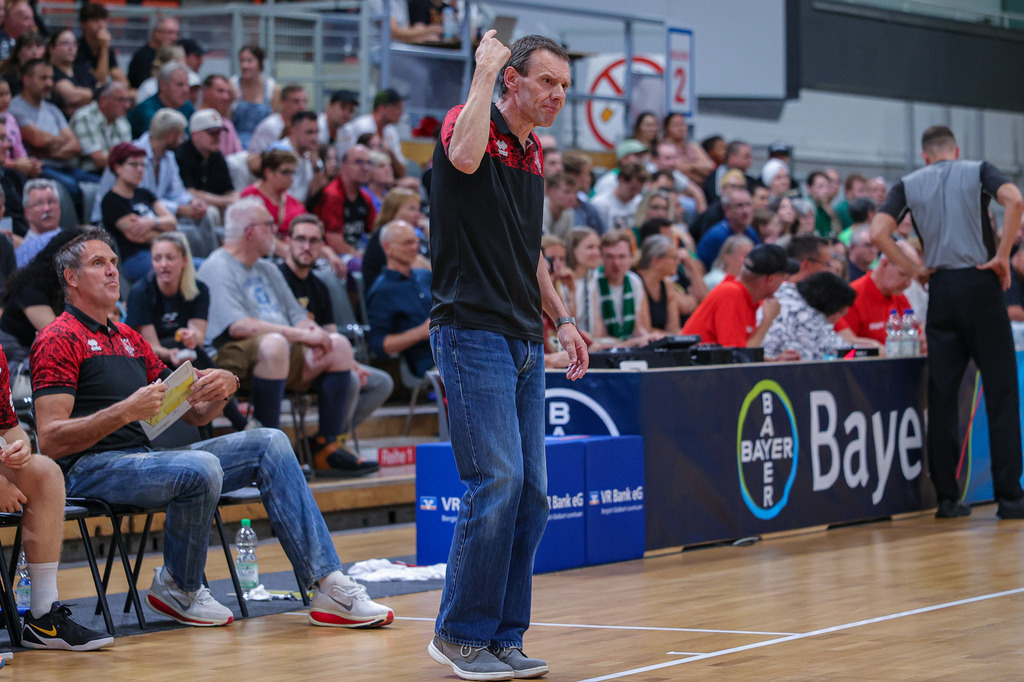 BAYER GIANTS vs VET-CONCEPT Gladiators Trier Test-36 | Fotos von Basketballspielen aus dem Raum NRW fotografiert von Gero Mueller-Laschet und Daniel Schaefer - Realisiert mit Pictrs.com