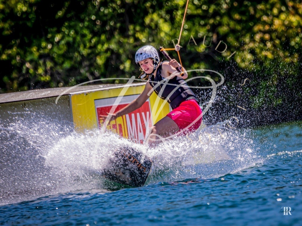 401be96524b44ef8b2e82878a2b1be85 | traudl_s_fotos