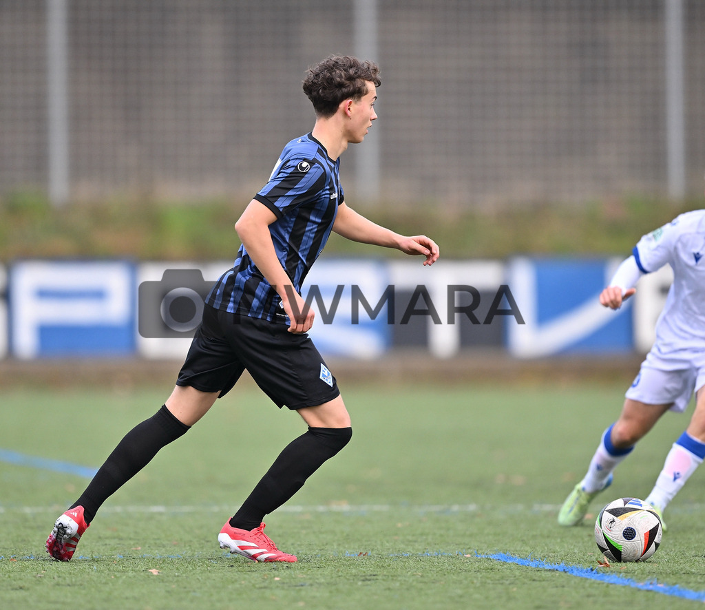 Fussball I Herren I Saison 2025-2026 I Bundesliga I 6. Spieltag I Eintracht Frankfurt - FC Bayern München  | MWMARA - Realisiert mit Pictrs.com