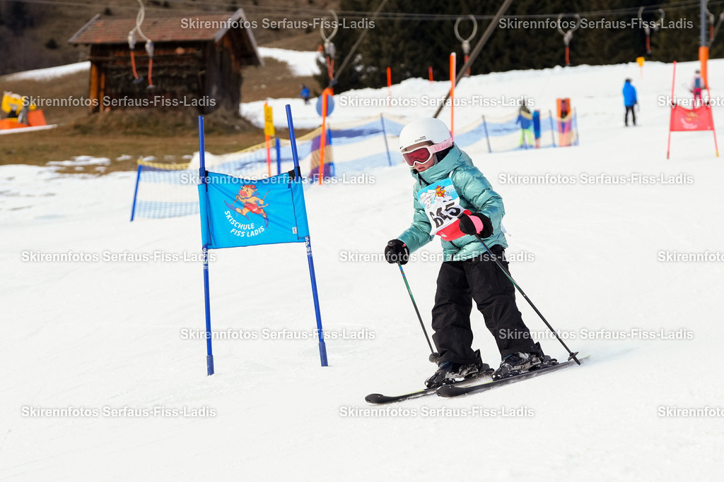 SRF_02.01.2026_1140 | Skirennfotos,Serfaus,Fiss,Ladis,Kinderskirennen,Winter,Tirol,Oberland,skirace,SFL,feelfree,weil wir's genießen,ski,Ski,skifahren,Sonnenplateau, - Realisiert mit Pictrs.com