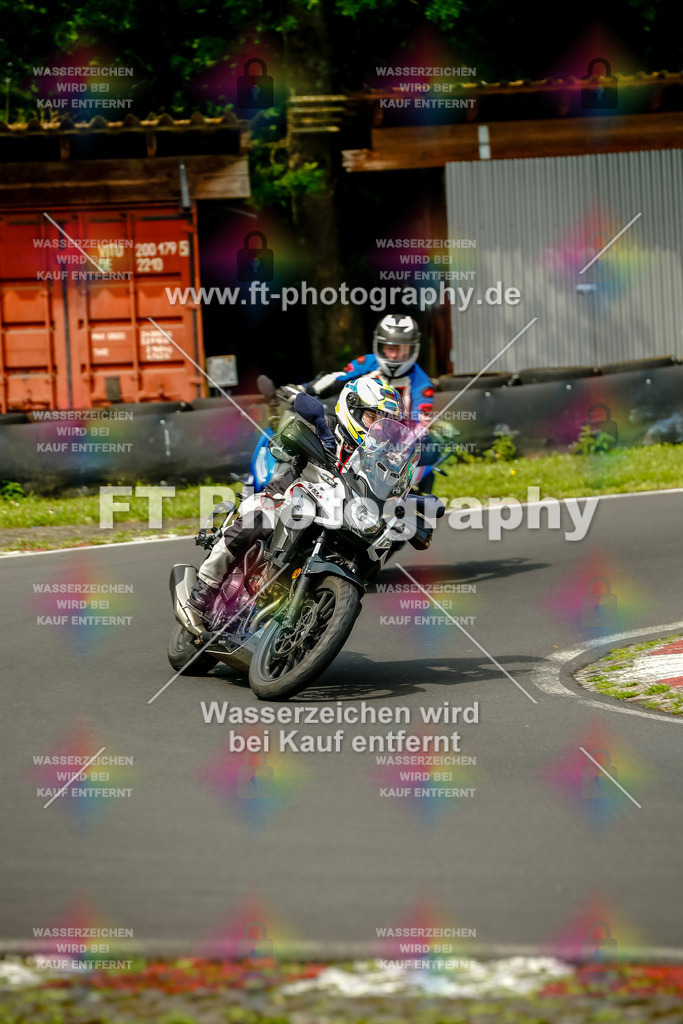 VBK-4520 | Hier findet Ihr Bilder von Touristenfahrten auf der Nürburgring Nordschleife oder von anderen Veranstaltungen die ich besucht habe. Viel Spass beim Durch Schauen 