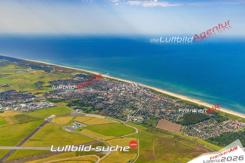 Schöne Luftaufnahme als Geschenk in Westerland Sylt - Die Luftbildaufnahme wurde 2025 vom UL-Flugzeug heraus erstellt ( keine Drohne ) - Hochauflösende Luftaufnahme -Nicht vergleichbar mit Google Maps oder Satelittenbilder- Die Geschenkidee !Mit Lizenz und Bildrechte bestellbar