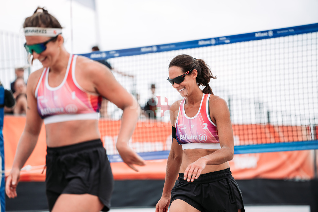Beachvolleyball | Frauen | Allianz German Beach Tour 2024 | Tourstop Kühlungsborn 2 | 16.08.2024 | Kira Walkenhorst freut sich