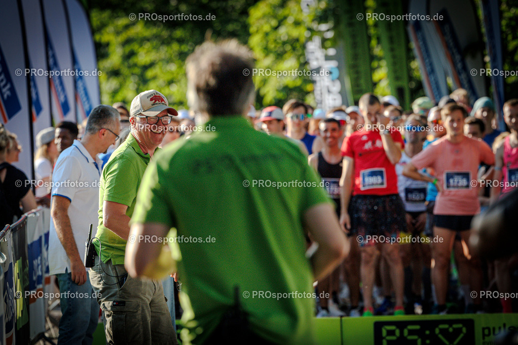Sparda-Bank Nachtlauf Bonn; Bonn, 18.06.2025 | Impressionen vom Sparda-Bank Nachtlauf Bonn am 18.06.2025 in Bonn (Nordrhein-Westfalen). 