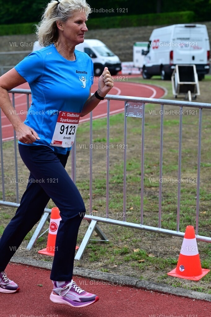 2026-08-23_Sparkassenlauf_HM_RM_000680 | Die Fotografen - Realisiert mit Pictrs.com