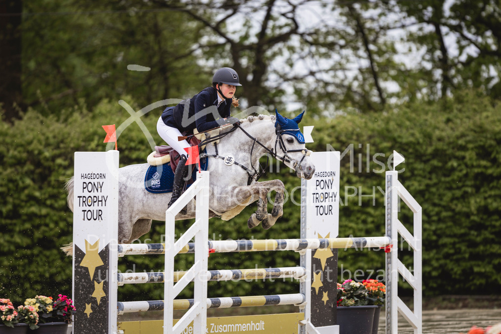 240426_Olfen-Vinnum_PonyTrophy-114 | Deine schönsten Turniermomente als professionelle Fotos! Entdecke hochwertige Pferdesport-Fotografie im Online-Shop. Jetzt Fotos finden & bestellen!