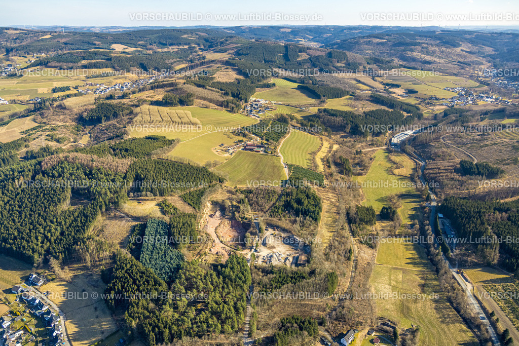 Kirchhundem250308867Wuerdinghausen | Luftbild, Steinbruch Behle Naturstein, Waldgebiet und Fernsicht, Würdinghausen, Kirchhundem, Sauerland, Nordrhein-Westfalen, Deutschland
