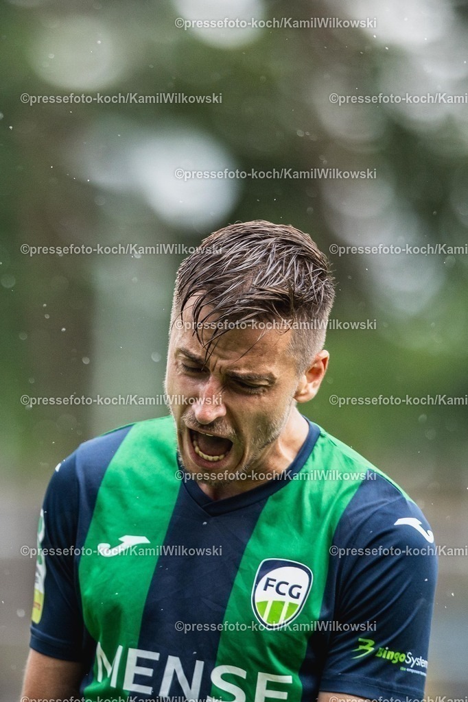 xKWI02082501016 | 02.08.2025, xkwix, Fußball, Regionalliga West, FC Gütersloh - 1. FC Bocholt, Ohlendorf Stadion im Heidewald: Torjubel nach dem Tor zum 6:3 durch Patrik Twardzik ( FC Gütersloh #18 ) 