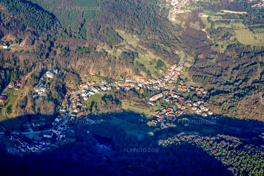 Aerial view: Village view in the Wieslauter valley from the west in the district Weiler in Wissembourg in the state Bas-Rhin, France. – Photo: IMG_17481.jpg taken on 03/21/2009 by Werner Riehm/FLY-FOTO.com – Resolution of the original: 4272 x 2848 px