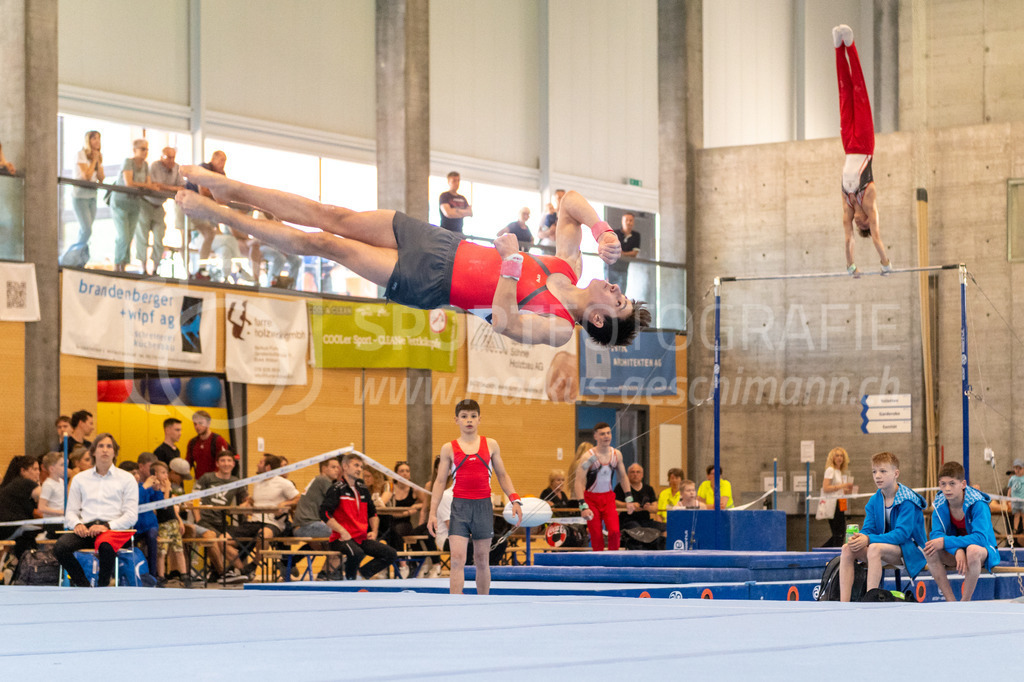 104. Zürcher Kunstturnertage Neftenbach - 14. May 2022 | 104. Zürcher Kunstturnertage Neftenbach
Turnhalle Ebni, Neftenbach
Programm 5 (P5)
Bild: Sportfotografie Markus Aeschimann | www.markus-aeschimann.ch - Realisiert mit Pictrs.com