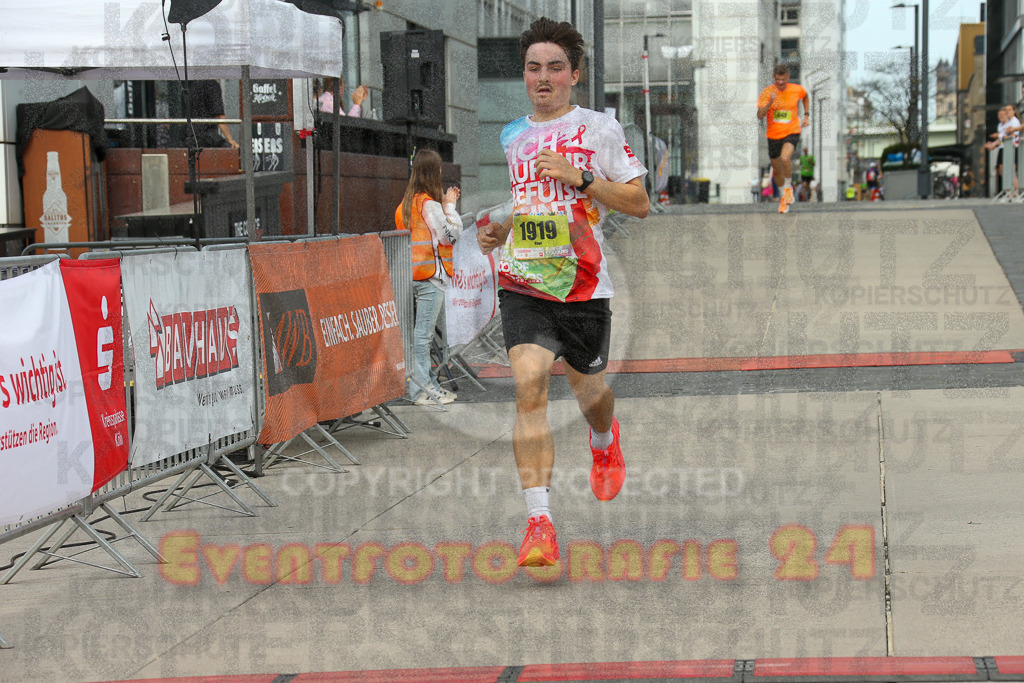 250920_1319_EX1_4053 | Sportfotografie im Rhein-Sieg Kreis, Köln, Bonn, NRW, Rheinland Pfalz, Hessen, etc. Unser Tätigkeitsfeld umfasst den Laufsport vom Volkslauf über den Marathon, Duathlon, Triathon bis zum Ultralauf wie Kölnpfad Ultra oder Schindertrail.