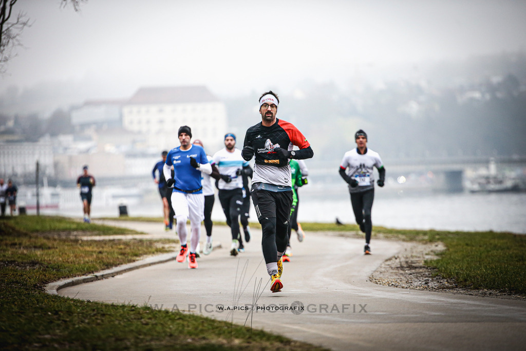 ..... | Linz, AUSTRIA,14. Dezember 25, ALOHA WINTERLAUF DEZEMBER 25 , Image shows: Photo: WAPICS / Andreas Willdoner