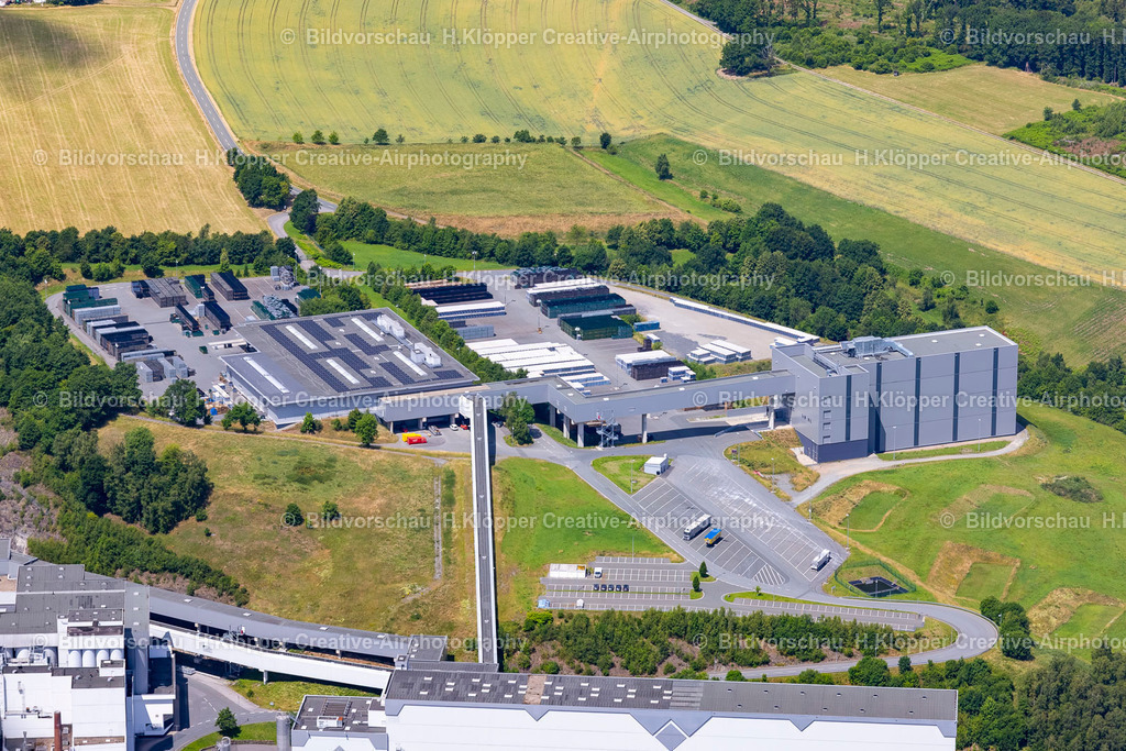 Luftbild Grevenstein-5060 | Luftbild Bierbrauerei- Werksgelände der Veltinsbrauerei in Grevenstein im Bundesland Nordrhein-Westfalen - Realized with Pictrs.com