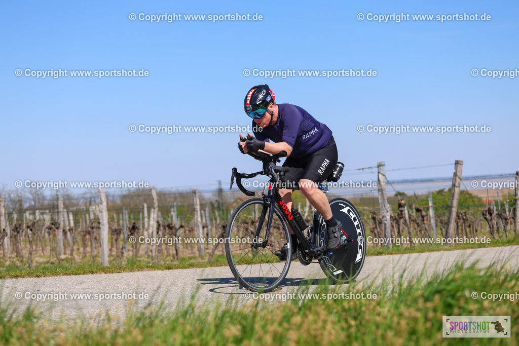 Neusiedlersee Radmarathon 2026 | @sportshot_your_pictrs #yourpictures#roadtowm2029 #nrm #neusiedlerseeradmarathon #neusiedlersee #neusiedlerseetourismus #burgenland #mörbisch #nrm26 #burgenlandtourismus #voglundco #poweredbyburgenlandtourismus #radsport #rad #marathon #ucigranfondo #visitburgenland #ucigranfondoworldseries