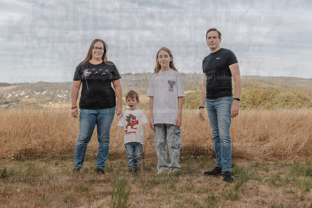 Fraufotografin_O3A1805 | Isabelle Schiminski ist ein Kitafotograf für Wiesbaden, Rheingau, Kiedrich, Untertaunus, Bad Schwalbach, Taunusstein und Mainz