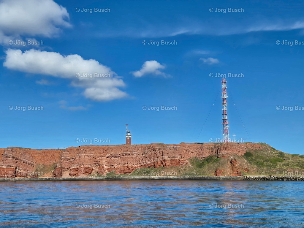 Westklippe mit Leuchtturm und Sendemast_nah | Dieser Shop bietet Fotos und Videos aus den Bereichen Fallschirmspringen, Landschaft und Luftbild - Realisiert mit Pictrs.com