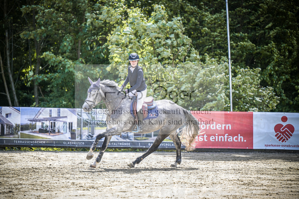 DOS_4497 | Entdecke hochwertige Reitturnierfotos von Foto Oger. Professionell, emotional und authentisch – jetzt Lieblingsmomente im Shop bestellen.Deutschlandweite Turnierfotografie. - Realisiert mit Pictrs.com