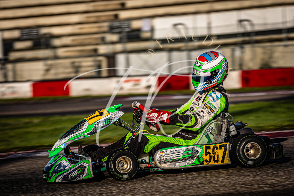 74C5F9E6-6085-4DF1-9E3B-2429657FC731 | traudl_s_fotos